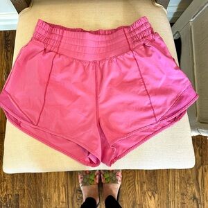 Lululemon hotty hot high rise 2.5” hot pink shorts size 6